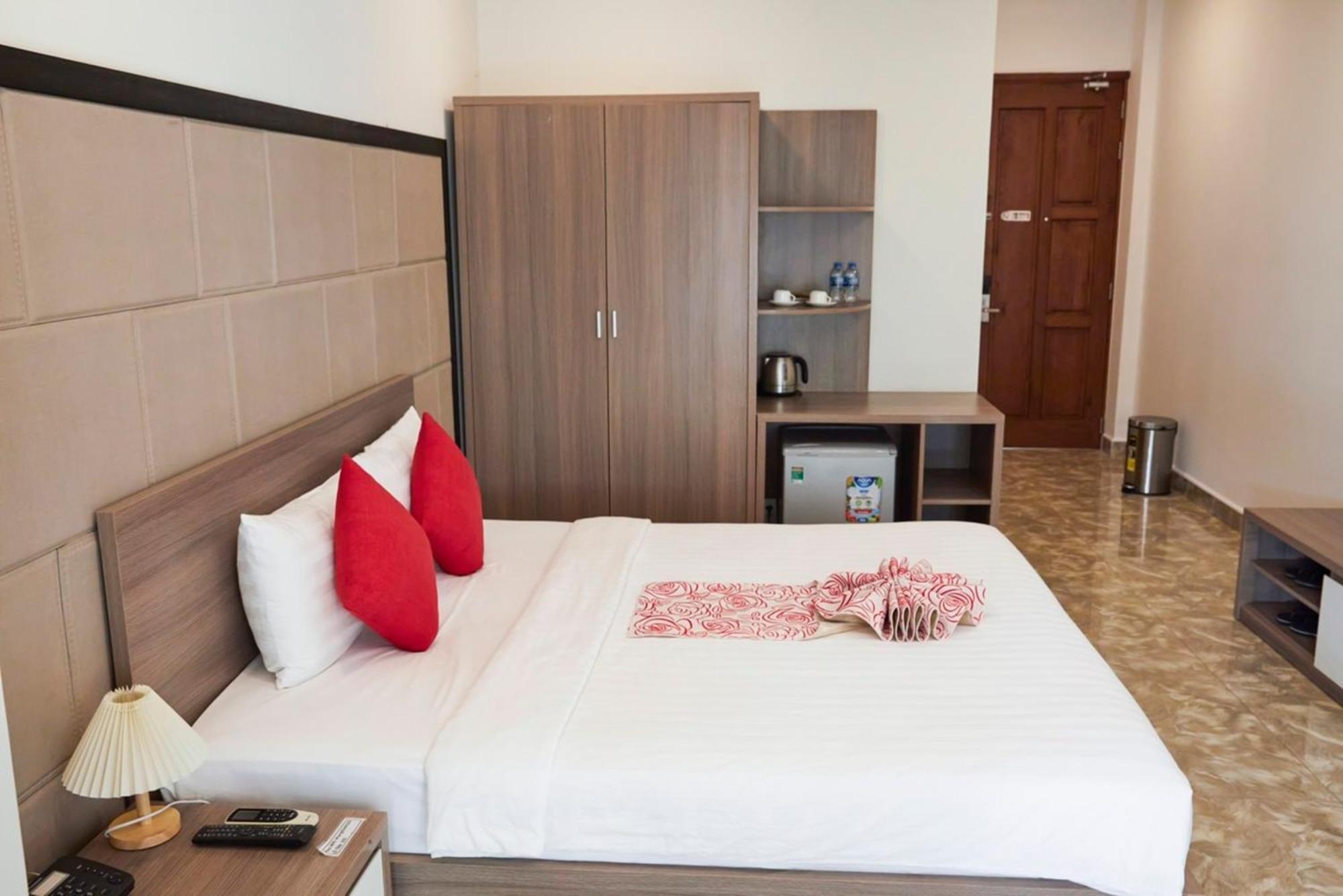 Khang Thinh Hotel Long Thanh Exterior foto